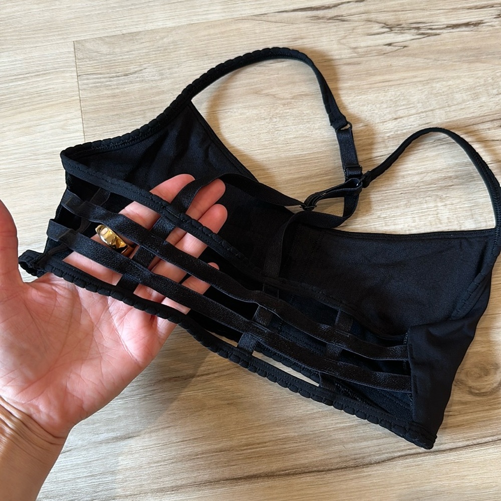 Lululemon strappy back bra
